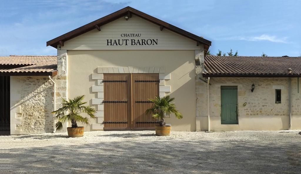 Chateau Haut Baron Hotell Saint-Estèphe Exteriör bild